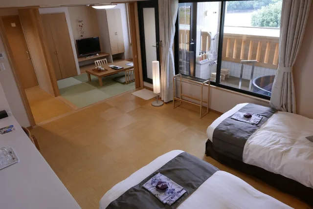 Japanese Western, Special, Twin Beds, 3 Futon Beds, Outdoor Bath، Kamenoi Hotel Yanagawa (ex Kanpo no Yado Yanagawa) 1/2