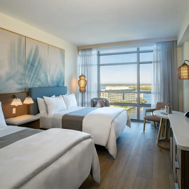 غرفة تقليدية بسريرين مزدوجين لذوي الإعاقة، The Westin Tampa Bay 4/10