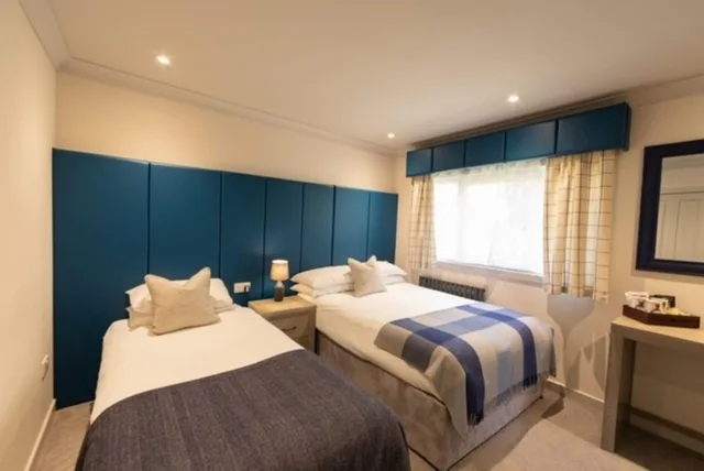 غرفة ثلاثية، Loch Ness Clansman Hotel 2/5