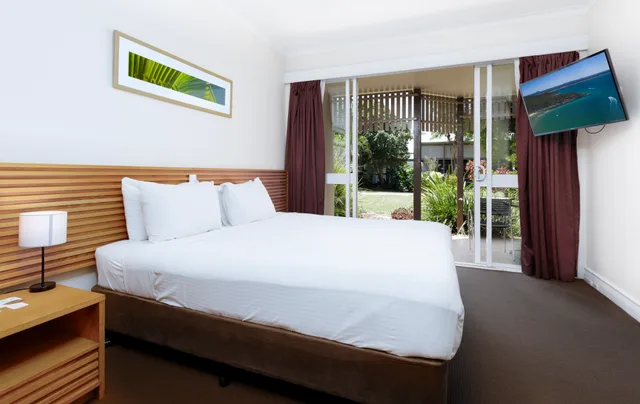 غرفة قياسية بسرير مزدوج، Novotel Sunshine Coast Resort 1/4
