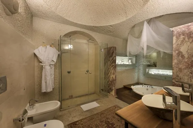 جناح رئاسي بسرير كينج، Anatolian Houses 1/1