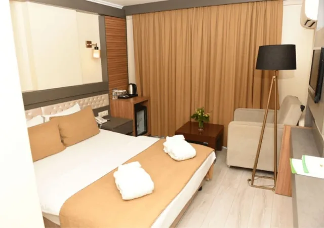 غرفة قياسية بسريرين منفصلين، Lycus River Thermal Hotel 8/10