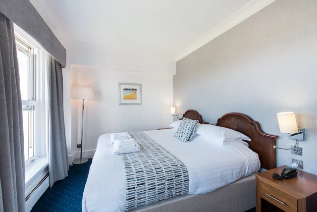 Club, Convertible Double Bed، The Palace Hotel Spa 2/3