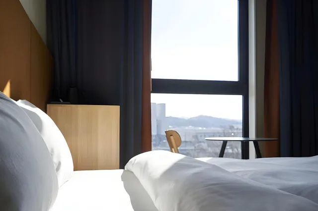 Standard, The Reign Hotel Kyoto 1/1