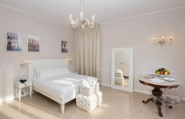 غرفة ديلوكس بسرير مزدوج أو سريرين منفصلين، iH Hotels Venezia Salute Palace 2/2