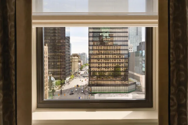 Gallery, Fairmont, King Bed, 2 Queen Beds, Fairmont Hotel Vancouver 5/5