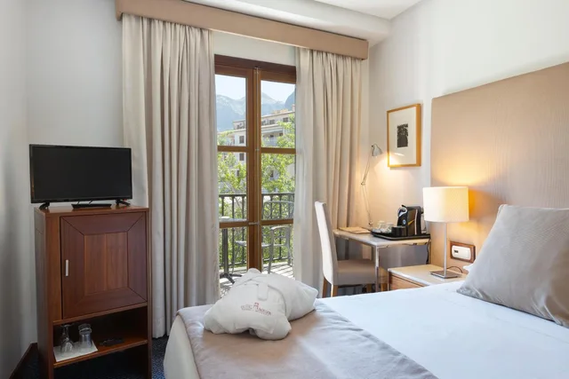 غرفة بسرير مزدوج أو سريرين منفصلين، Gran Hotel Soller 7/10