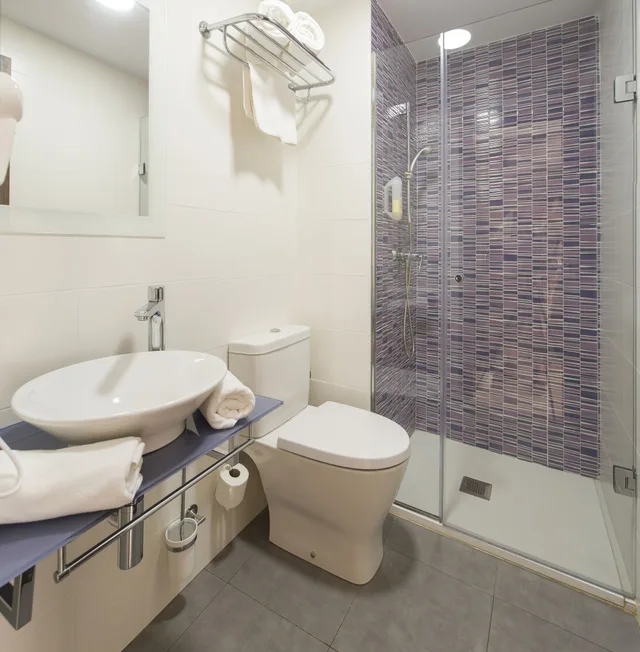 Twin Room 2ad، Hotel Vibra Lei Ibiza 6/6