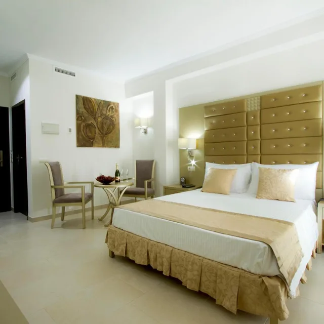 Superior, Double Bed, Shared Terrace، Hotel Bluesea Alboran 1/10