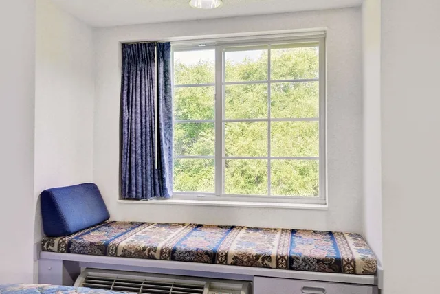 جناح بسرير كوين بحوض جاكوزي، Microtel Inn & Suites by Wyndham Hagerstown 4/7