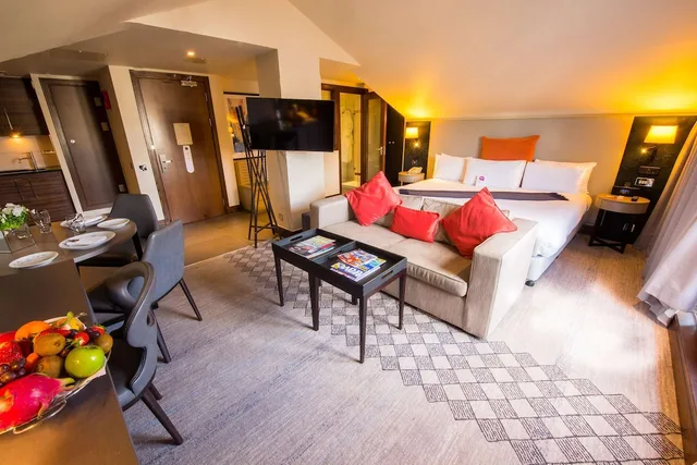 استوديو بسرير كوين بشرفة، DoubleTree by Hilton London Kensington 2/5