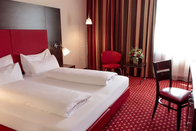 غرفة قياسية بسريرين منفصلين، PLAZA INN Wels 1/4
