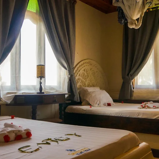 غرفة سوبيريور بسريرين منفصلين، Smiles Beach Hotel 2/2