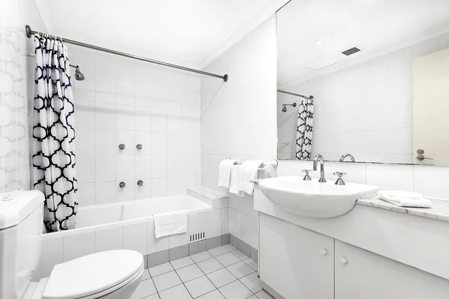 شقة بإطلالة على الشاطئ بـ3 غرف نوم، AEA THE COOGEE VIEW SERVICED APARTMENTS 10/10
