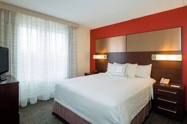 جناح ركني بغرفتي نوم، Residence Inn Boston Framingham 1/6