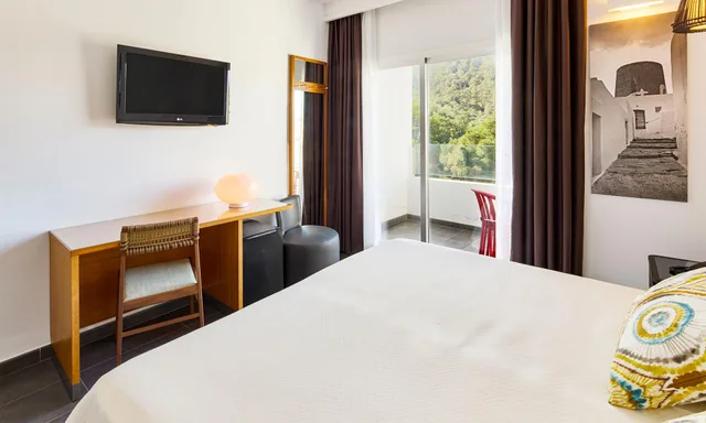 غرفة ديلوكس بإطلالة على البحر، Palladium Hotel Cala Llonga - Adults Only 10/10