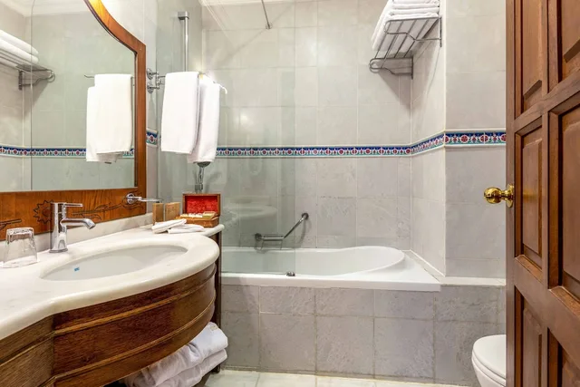 Deluxe, Twin Beds, Sultanhan Hotel 6/8