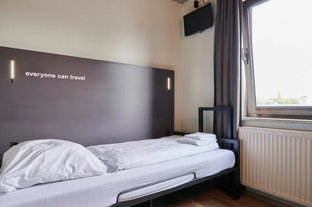 غرفة مفردة بحمام مشترك، a&o Hamburg Reeperbahn 5/19
