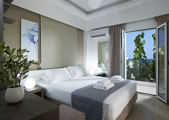 شقة استوديو بإطلالة على البحر بشرفة، Coral Apartments 5/10