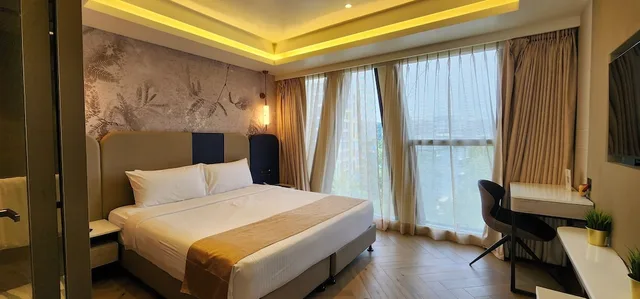غرفة بريميوم بسرير كينج، Dragonfly Hotel 5/8