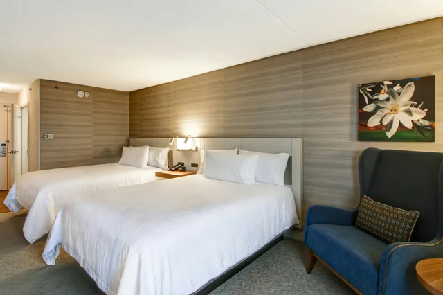 جناح بسريرين كوين لذوي الإعاقة، Hilton Garden Inn Toronto Mississauga 1/4