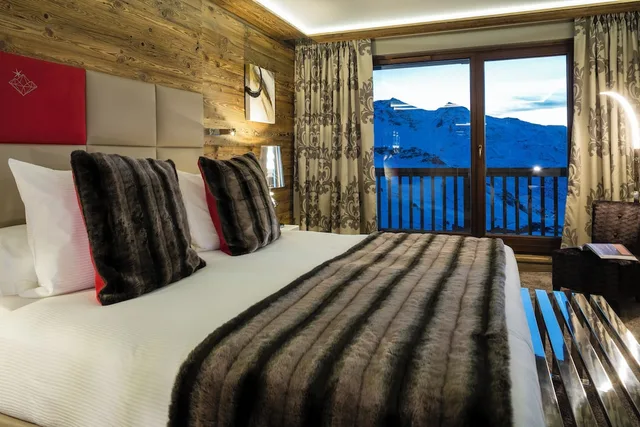غرفة فاخرة بسرير كينج وسرير فردي، Hotel Koh-I Nor Val Thorens 3/7