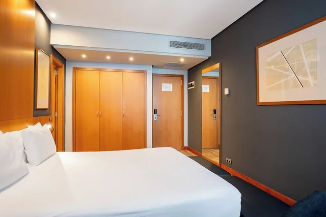 غرفة ديلوكس مفردة بسريرين منفصلين، Eurostars Atlantida 4/5