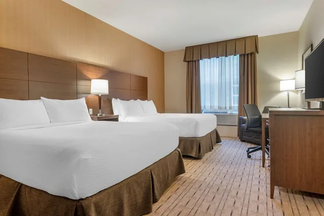 Room, 2 Queen Beds, Bathtub, Accessible, Best Western Plus Bathurst Hotel Suites 1/2