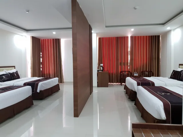 غرفة متصلة بسريرين مزدوجين وسريرين مزدوجين، Phu Cuong Beach Hotel 7/7