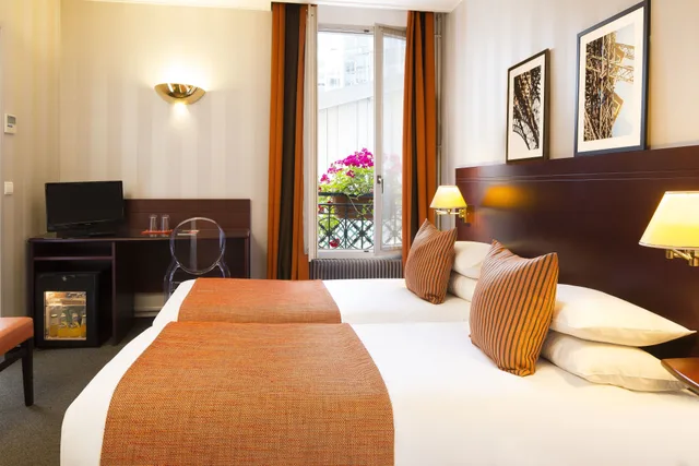 Room, Triple, Espace Champerret 2/5