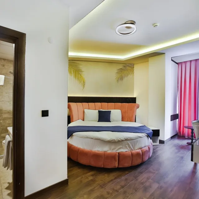 غرفة ديلوكس ثلاثية، Kavala Hotel 4/10