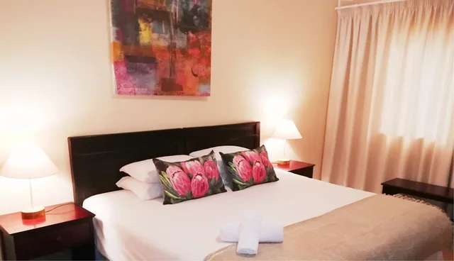 غرفة قياسية بسرير مزدوج، Splendid Inn Port Edward Ex Premier Hotel Edwardian 2/3
