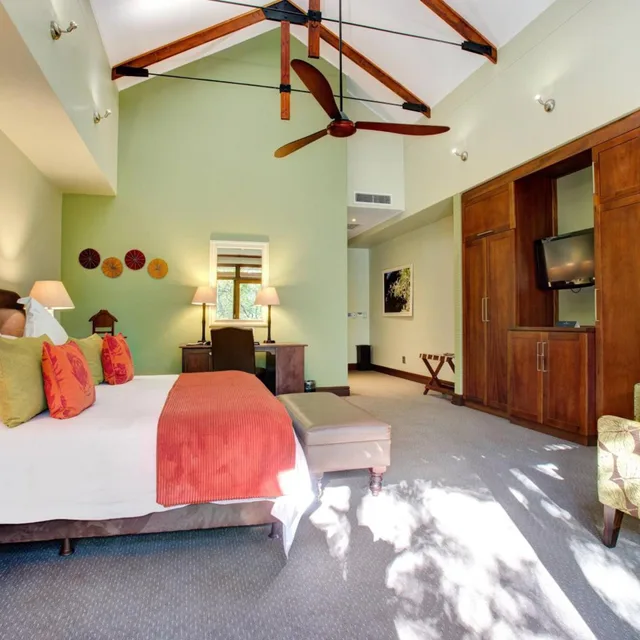 Loft, King Bed, Forest View, Irene Country Lodge, Autograph Collection 5/6