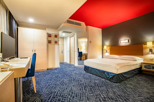 جناح جونيور بسرير كوين في طابق مرتفع، Radisson hotel Baku 5/10
