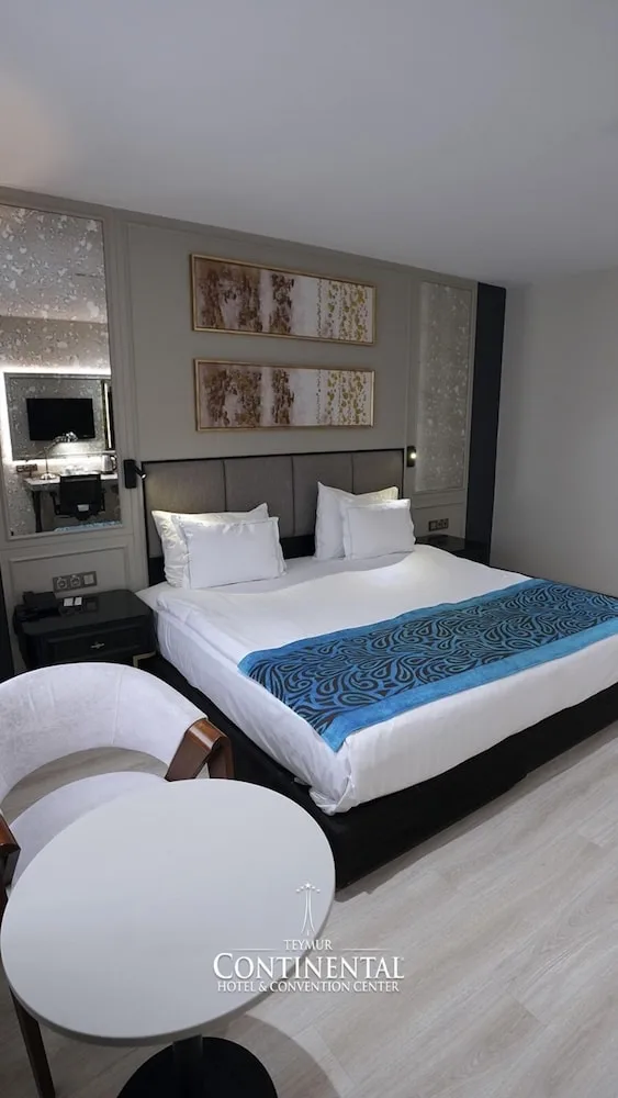 غرفة جونيور، Teymur Continental Hotel 1/2