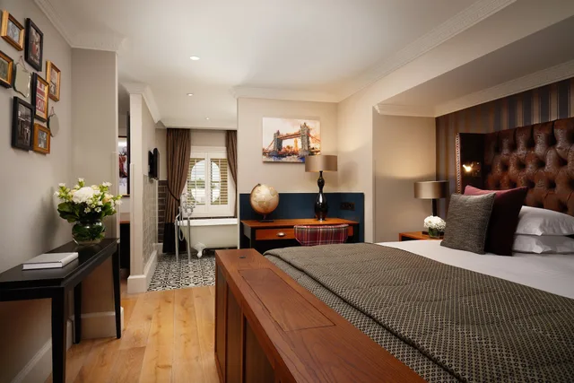 جناح جونيور بسرير كينج، The Baileys Hotel London 5/10