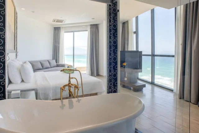Deluxe Sea Front، Swandor Resort Cam Ranh 9/10