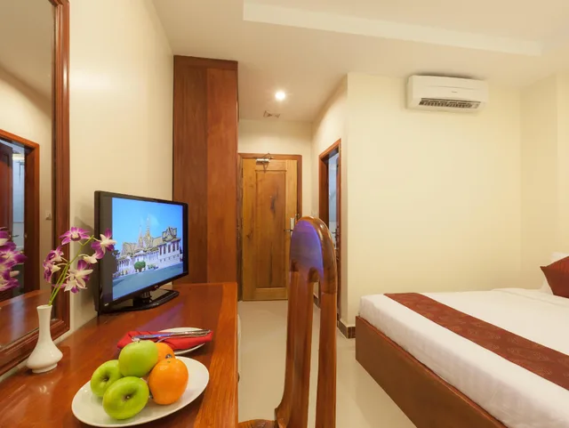 Standard, King Bed, No Window، Kirirom Crystal Hotel 2/2
