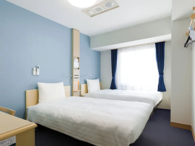 غرفة قياسية بسريرين منفصلين، Toyoko Inn Kagoshima-chuo-eki Higashi-guchi 3/4