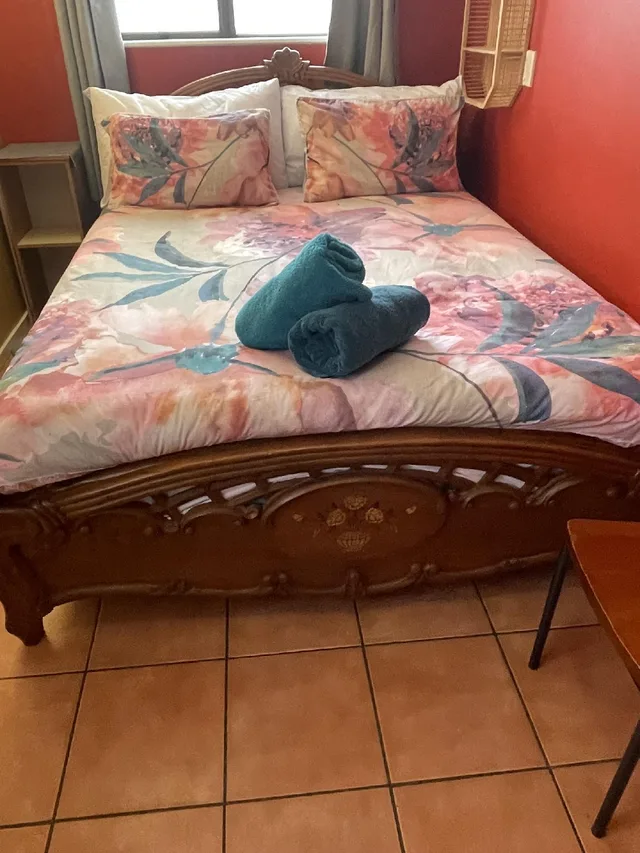 Private, Double Bed، The Bug Backpackers Hostel 1/2