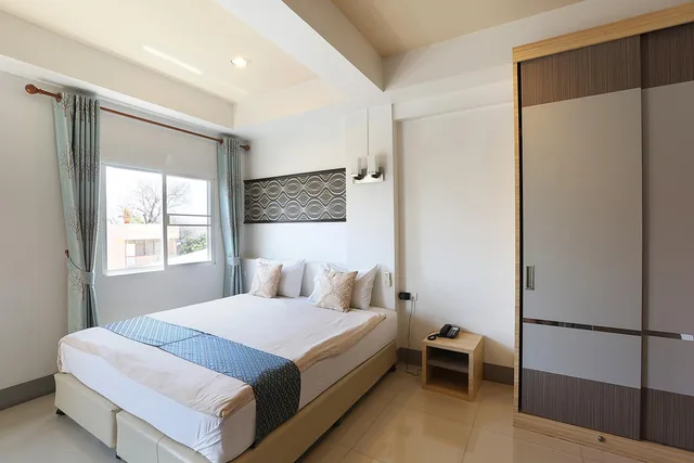 غرفة قياسية بسريرين منفصلين وسريرين مزدوجين، V Place Residence 2/2