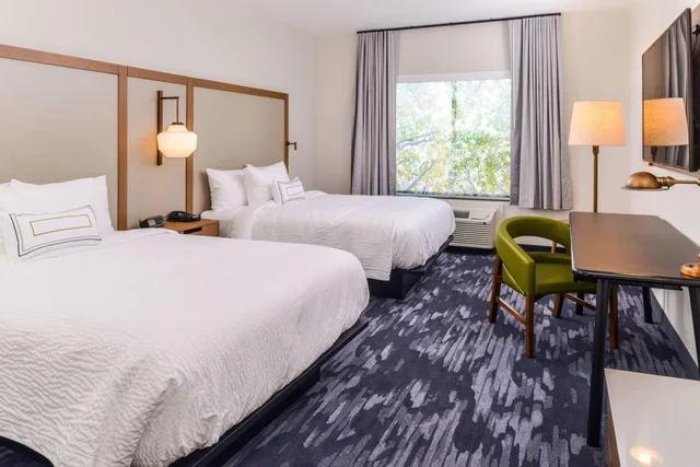 غرفة بسريرين كوين بحوض استحمام لذوي الإعاقة، Fairfield Inn & Suites by Marriott Fort Worth Southwest at Cityview 2/2