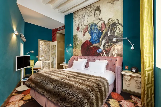 غرفة سوبيريور بسرير كوين، Hotel Du Petit Moulin 4/6