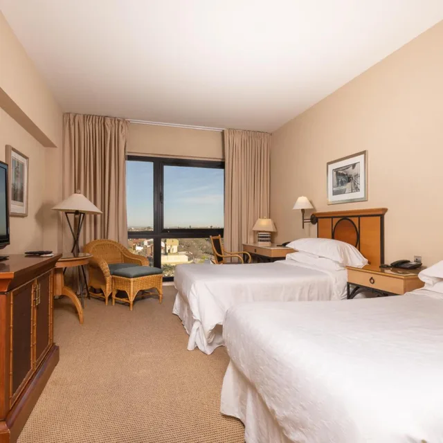 غرفة بسريرين منفصلين بإطلالة على المدينة، Sheraton Mar Del Plata Hotel 4/6