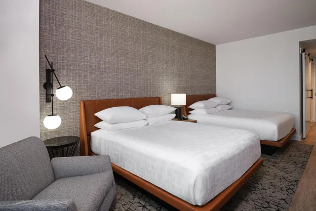 Guest Room, 2 Queen Beds, Golf Course View, Club Lounge Access, Sheraton Flowood The Refuge Hotel & Conference Center 4/8