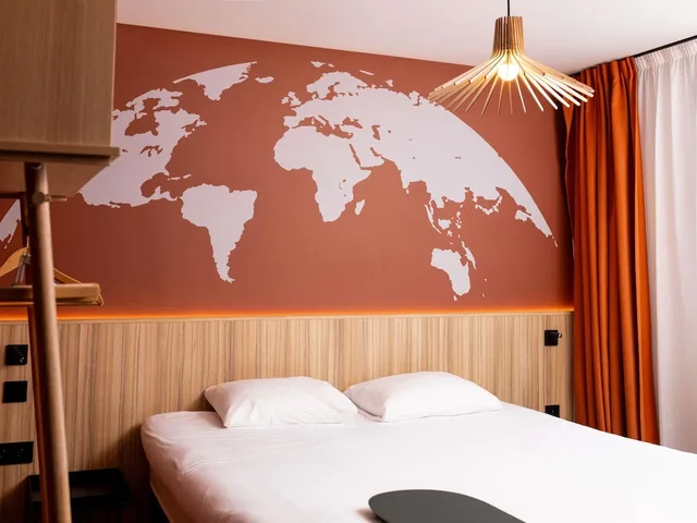 جناح سوبيريور بسرير مزدوج مع أريكة، Ibis Styles Lille Aeroport 3/5