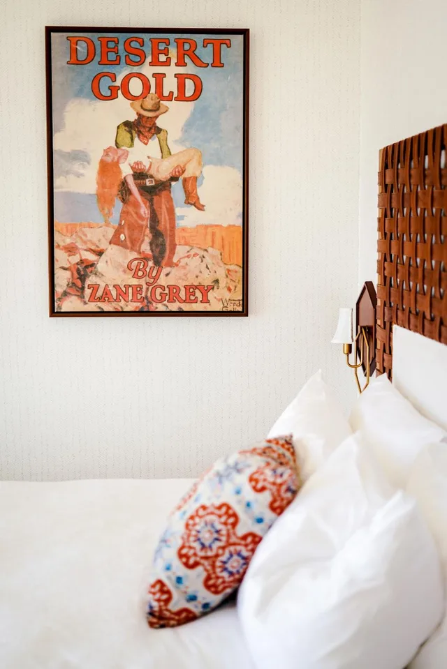 جناح بسرير كينج بإطلالة على المسبح، Zane Gray Pueblo Hotel 4/8