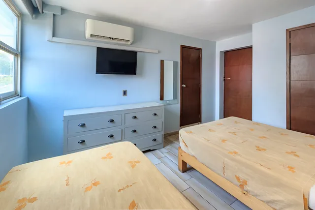 غرفة قياسية ثلاثية، Capital O Hotel Colon Express Guadalajara 1/4