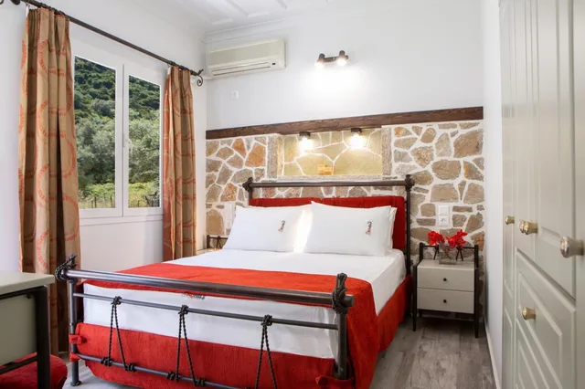 شقة بسرير مزدوج وسرير فردي بغرفة نوم واحدة مع أريكة، Villa Elia 1/3