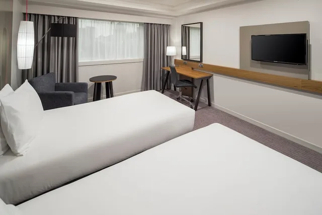 غرفة بريميوم بسريرين منفصلين، Crowne Plaza Nottingham 5/8